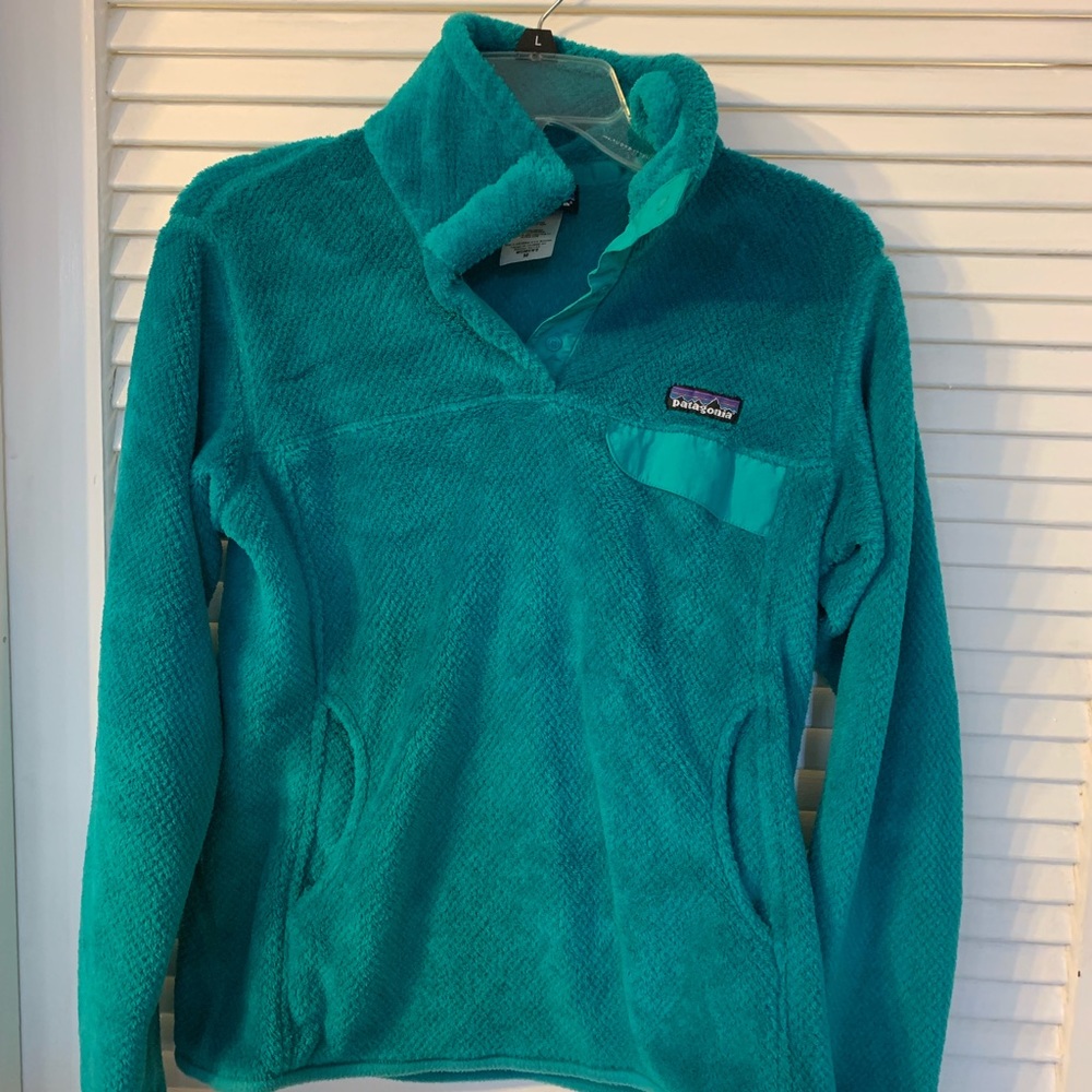 Women’s Patagonia retool snap pullover - medium